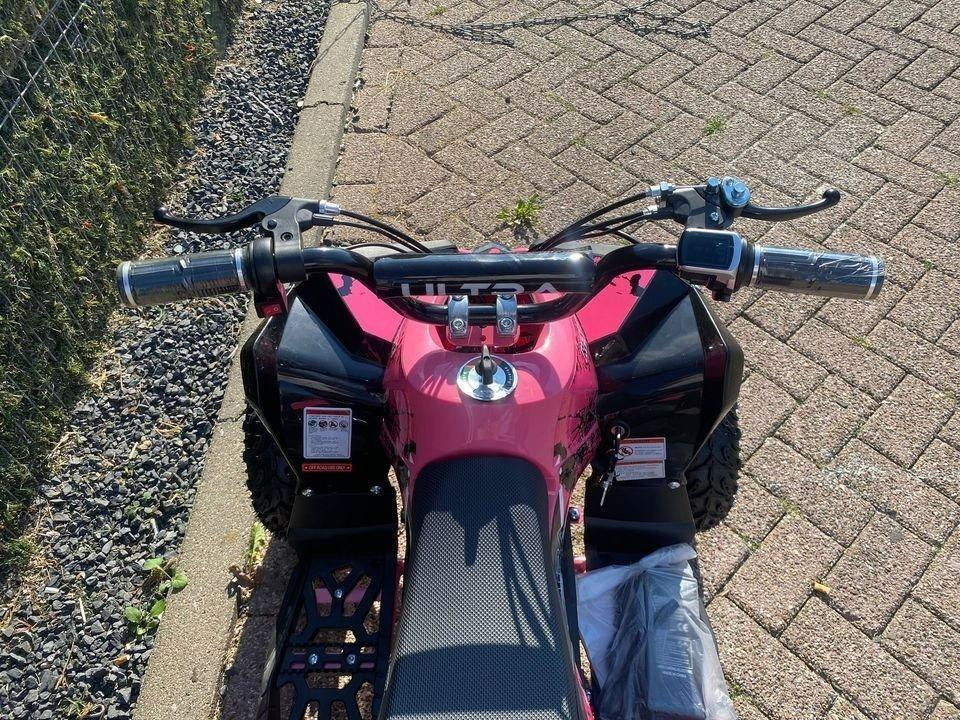 UltraMotocross 1000W Quad roze - Quad: das Bild 4 UltraMotocross 1000W Quad roze - Quad: das Bild 4