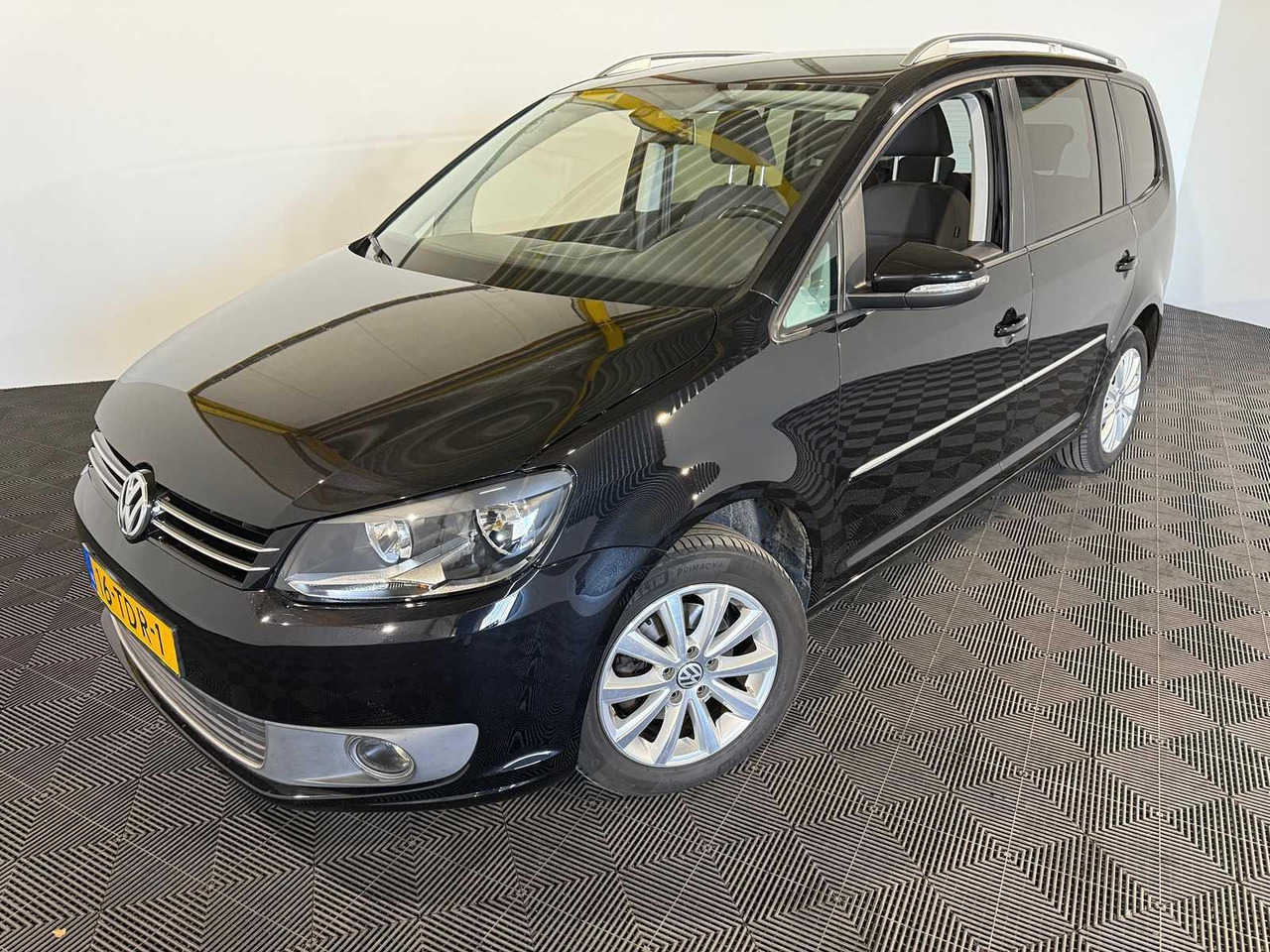 Volkswagen Touran 1.2 TSI Highline BlueMotion 16-TDR-1 - PKW: das Bild 1 Volkswagen Touran 1.2 TSI Highline BlueMotion 16-TDR-1 - PKW: das Bild 1