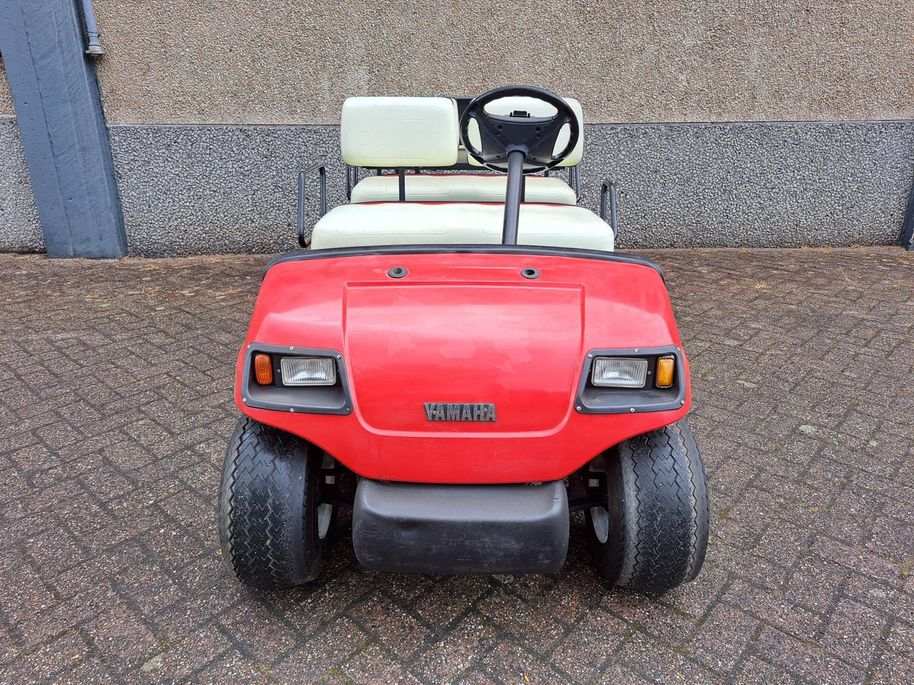 Yamaha shuttle 6 (2) JN6-410012 - Golfmobil: das Bild 2 Yamaha shuttle 6 (2) JN6-410012 - Golfmobil: das Bild 2