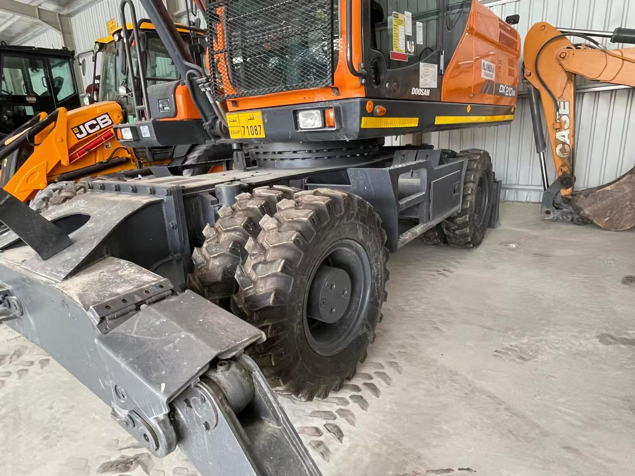 DOOSAN DX210 - Mobilbagger: das Bild 4 DOOSAN DX210 - Mobilbagger: das Bild 4