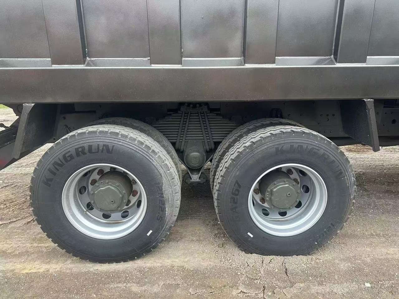 Kipper HOWO 371: das Bild 8