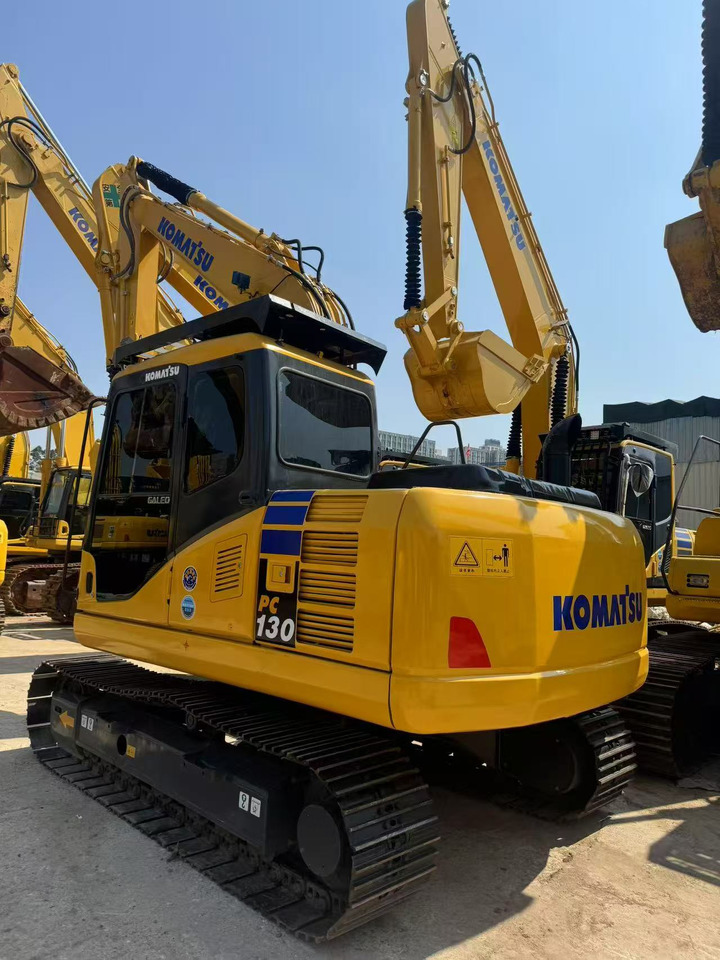 KOMATSU PC130-7 - Kettenbagger: das Bild 1 KOMATSU PC130-7 - Kettenbagger: das Bild 1