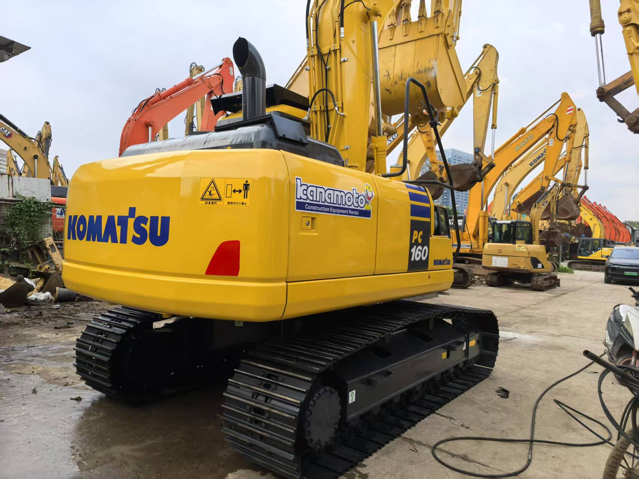 KOMATSU PC160 - Kettenbagger: das Bild 3 KOMATSU PC160 - Kettenbagger: das Bild 3