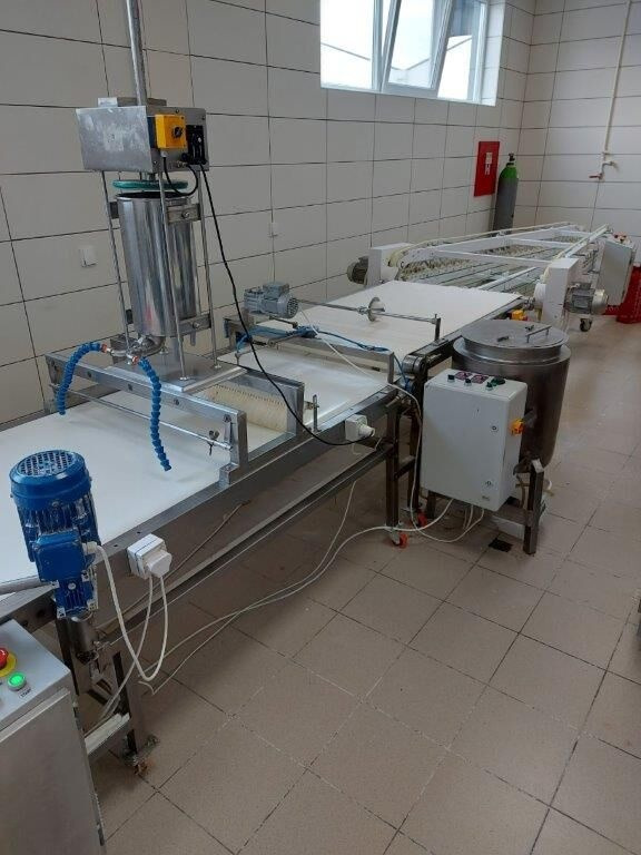Bäckereimaschine Linija za burek: das Bild 1