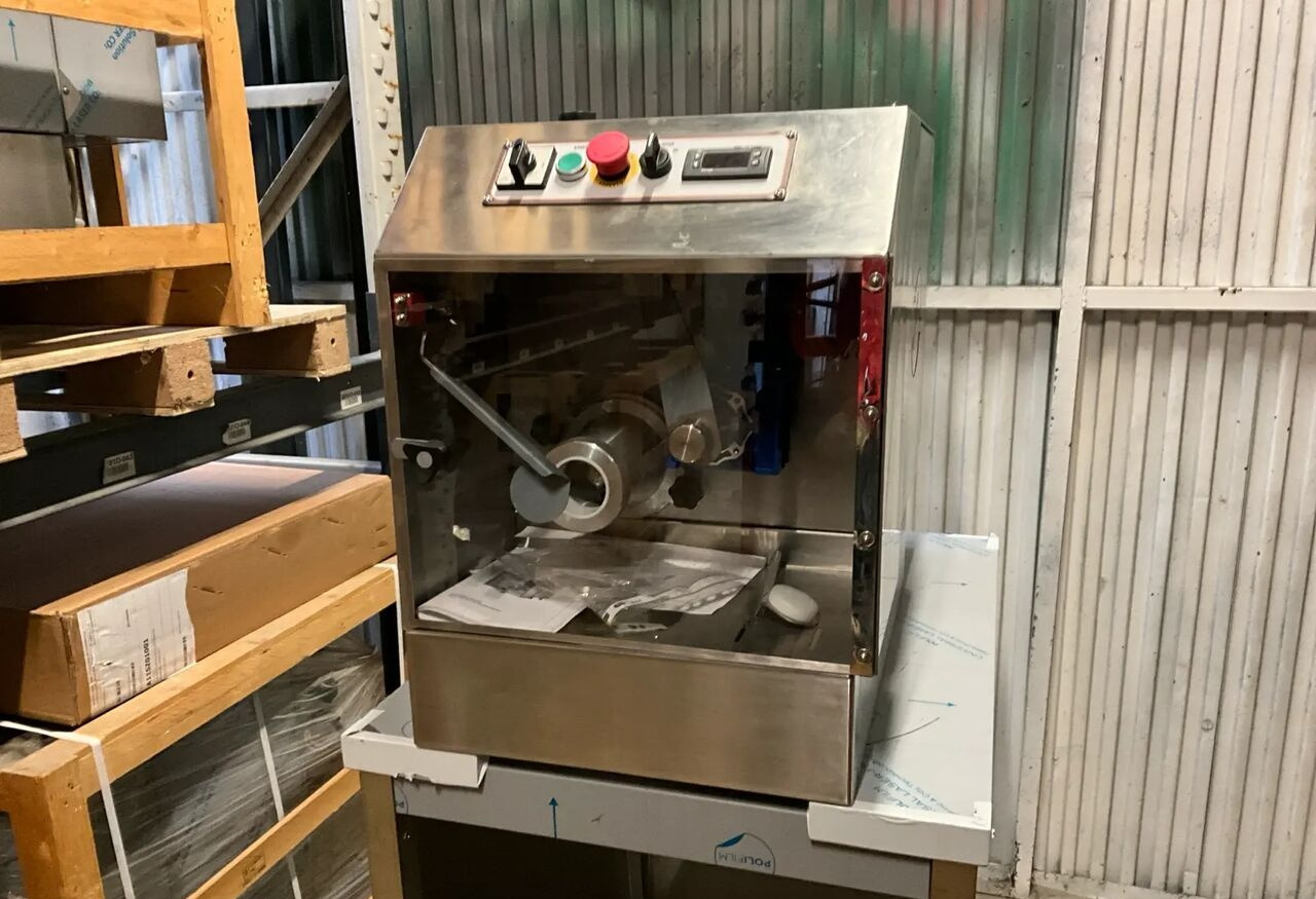 Pizza Group New - Bäckereimaschine: das Bild 3 Pizza Group New - Bäckereimaschine: das Bild 3