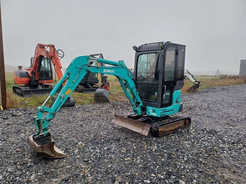 Kobelco SK17SR-3 Kallistajalla - Minibagger: das Bild 1 Kobelco SK17SR-3 Kallistajalla - Minibagger: das Bild 1