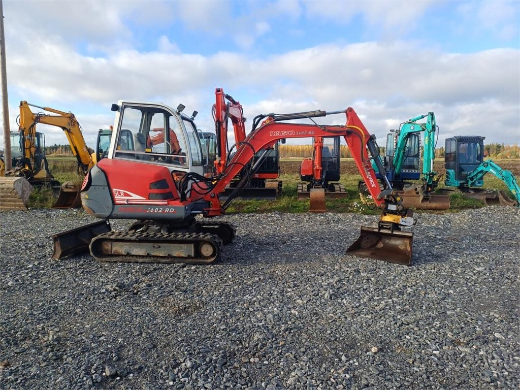 Neuson 3602RD Engcon pyörittäjällä - Minibagger: das Bild 5 Neuson 3602RD Engcon pyörittäjällä - Minibagger: das Bild 5