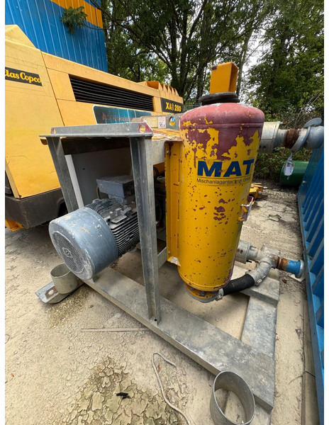 Bauer MAT HP 70 - Stationäre Betonpumpe für Landmaschine: das Bild 2 Bauer MAT HP 70 - Stationäre Betonpumpe für Landmaschine: das Bild 2