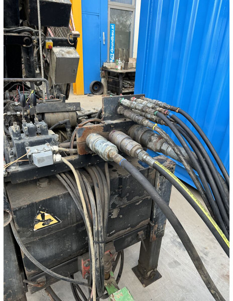 Hütte HBR 202 TF - Bohrgerät: das Bild 4 Hütte HBR 202 TF - Bohrgerät: das Bild 4