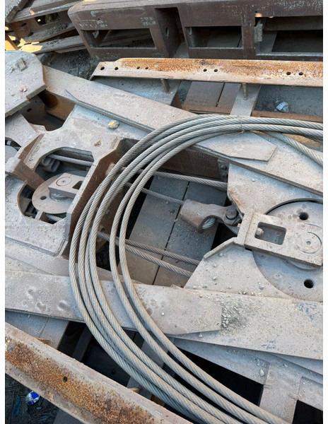 Liebherr Stein HT Diaphragm Wall - Greifer für Baumaschine: das Bild 3 Liebherr Stein HT Diaphragm Wall - Greifer für Baumaschine: das Bild 3