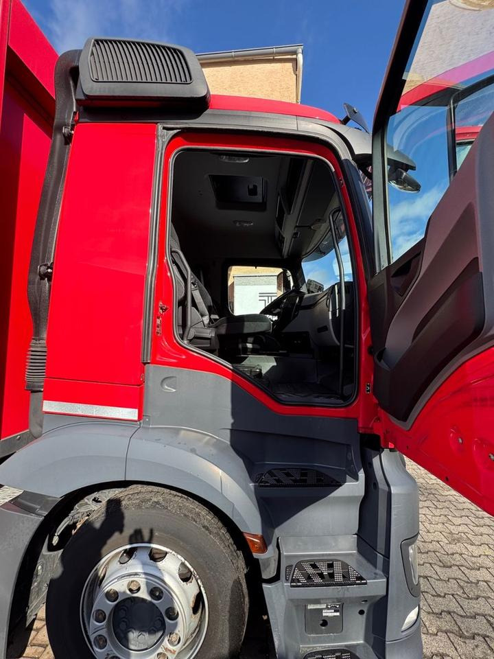 Plane LKW Mercedes-Benz 2540/LBW/Lenk-Achse/Kamera: das Bild 9