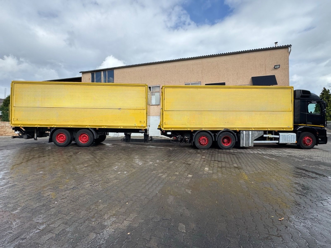 Mercedes-Benz Actros2545/2xLBW/Retarder/Lenk-Lift/Top-Zustand - Getränkeaufbau LKW: das Bild 3 Mercedes-Benz Actros2545/2xLBW/Retarder/Lenk-Lift/Top-Zustand - Getränkeaufbau LKW: das Bild 3