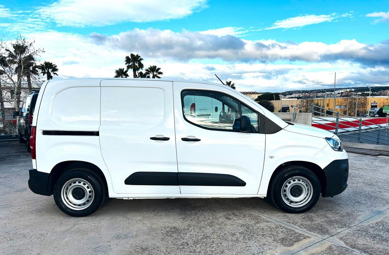 Citroen Berligno 1.6 HDi 100 cv 3 posti - Kleintransporter: das Bild 4 Citroen Berligno 1.6 HDi 100 cv 3 posti - Kleintransporter: das Bild 4