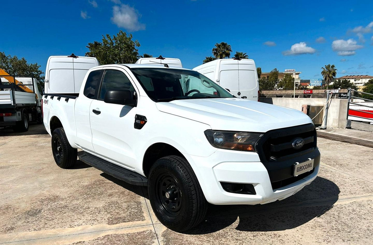 Ford Ranger 2.2 160 cv XL Supercab 4 posti 4wd gan - Pick-up: das Bild 3 Ford Ranger 2.2 160 cv XL Supercab 4 posti 4wd gan - Pick-up: das Bild 3