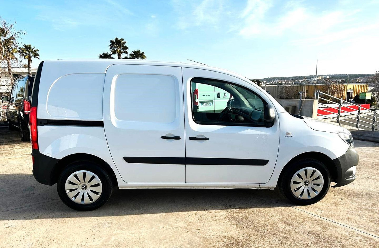 Mercedes Benz Citan 111 cdi Long 3 posti - Kleintransporter: das Bild 3 Mercedes Benz Citan 111 cdi Long 3 posti - Kleintransporter: das Bild 3