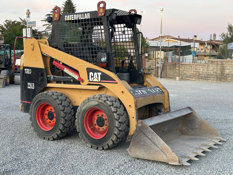 Caterpillar 226BHF - Deltalader: das Bild 1 Caterpillar 226BHF - Deltalader: das Bild 1
