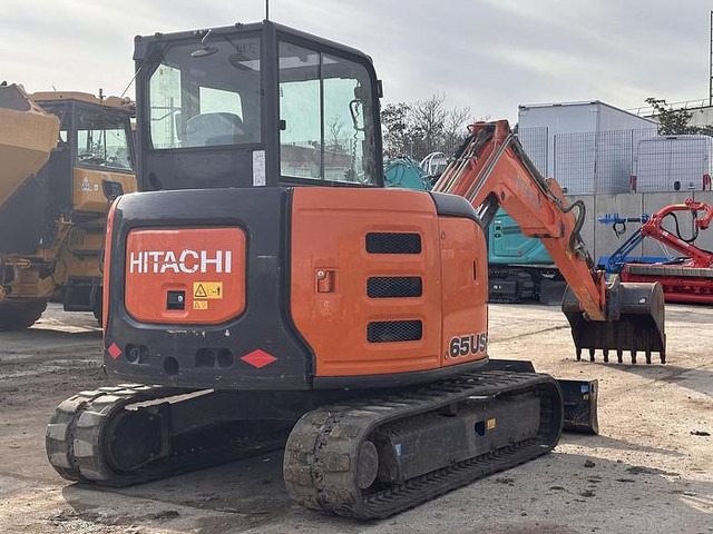 Hitachi ZX65USB - Minibagger: das Bild 4 Hitachi ZX65USB - Minibagger: das Bild 4