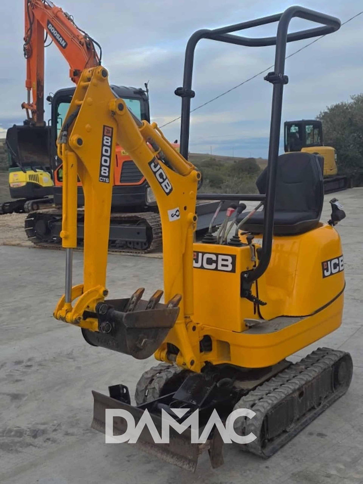 JCB 8008CTS - Minibagger: das Bild 3 JCB 8008CTS - Minibagger: das Bild 3