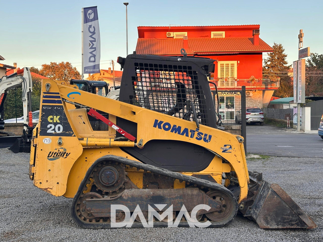 KOMATSU CK20 - Kompaktlader: das Bild 2 KOMATSU CK20 - Kompaktlader: das Bild 2