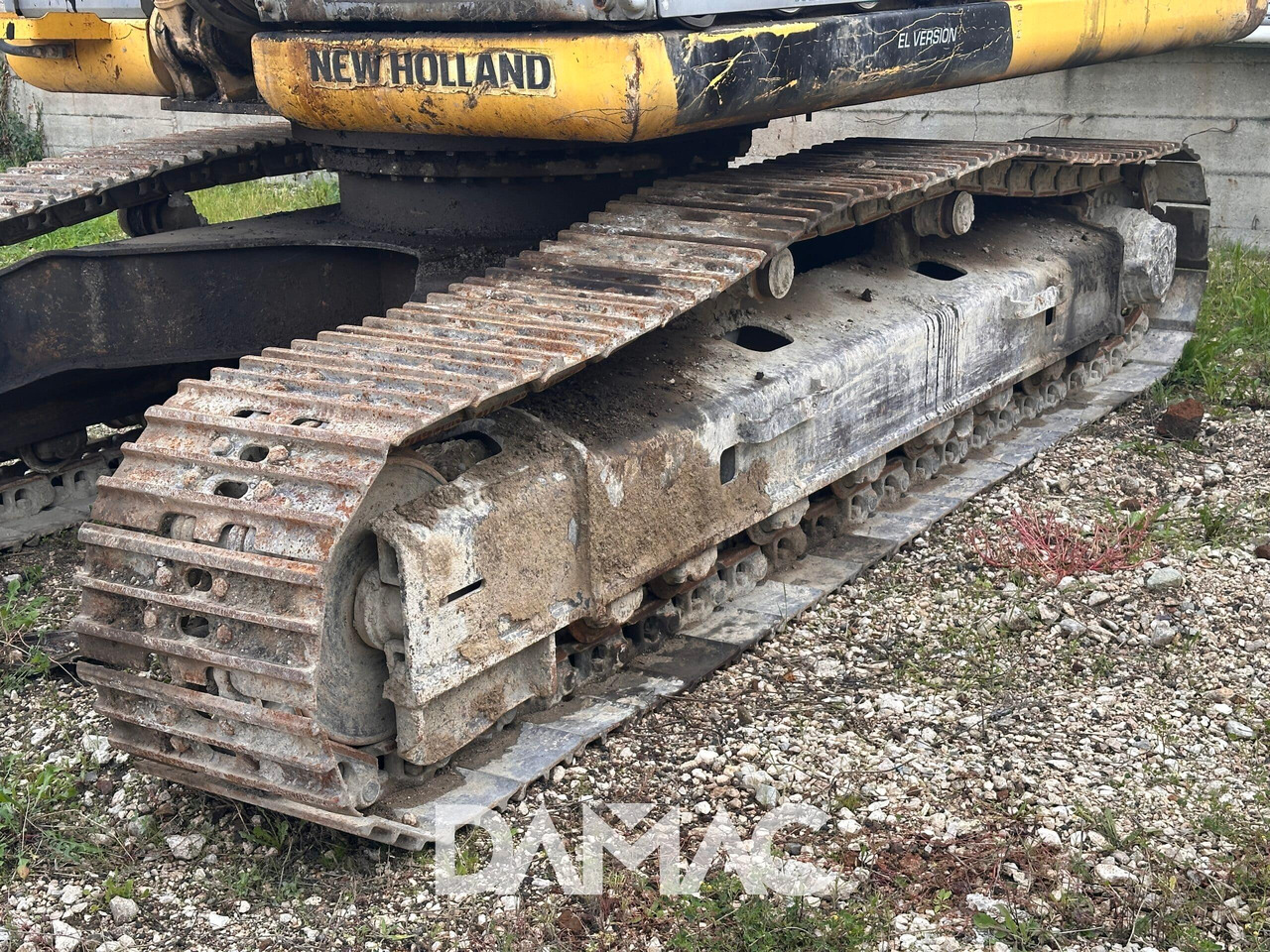 NEW HOLLAND E215B - Kettenbagger: das Bild 3 NEW HOLLAND E215B - Kettenbagger: das Bild 3