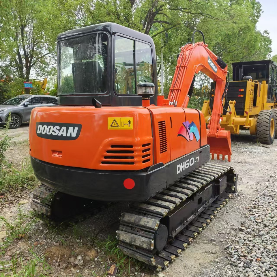 DOOSAN DH60 - Kettenbagger: das Bild 4 DOOSAN DH60 - Kettenbagger: das Bild 4