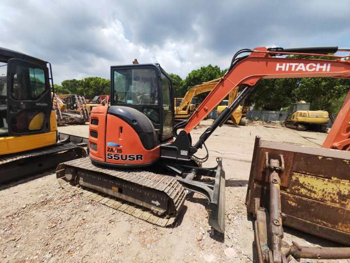 HITACHI ZX55USR - Minibagger: das Bild 3 HITACHI ZX55USR - Minibagger: das Bild 3
