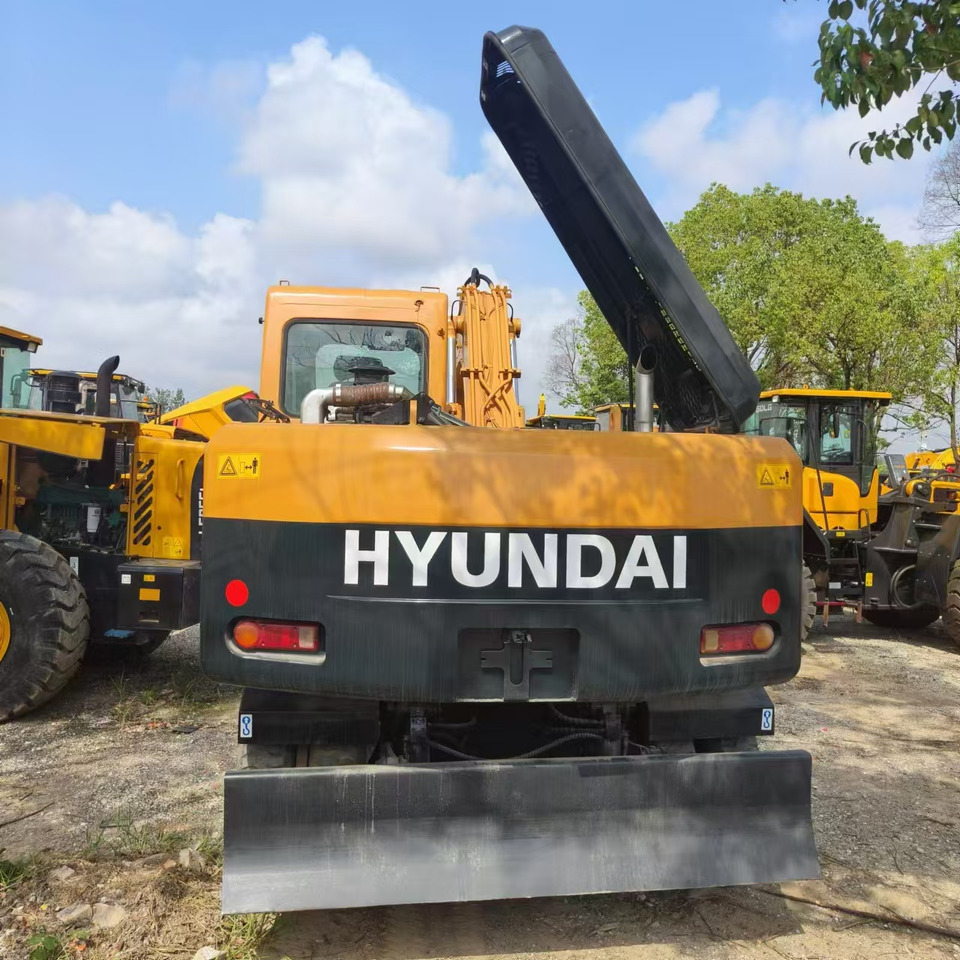 Mobilbagger Hyundai R150W-7: das Bild 7
