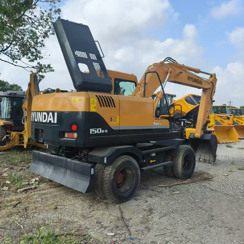 Mobilbagger Hyundai R150W-7: das Bild 6