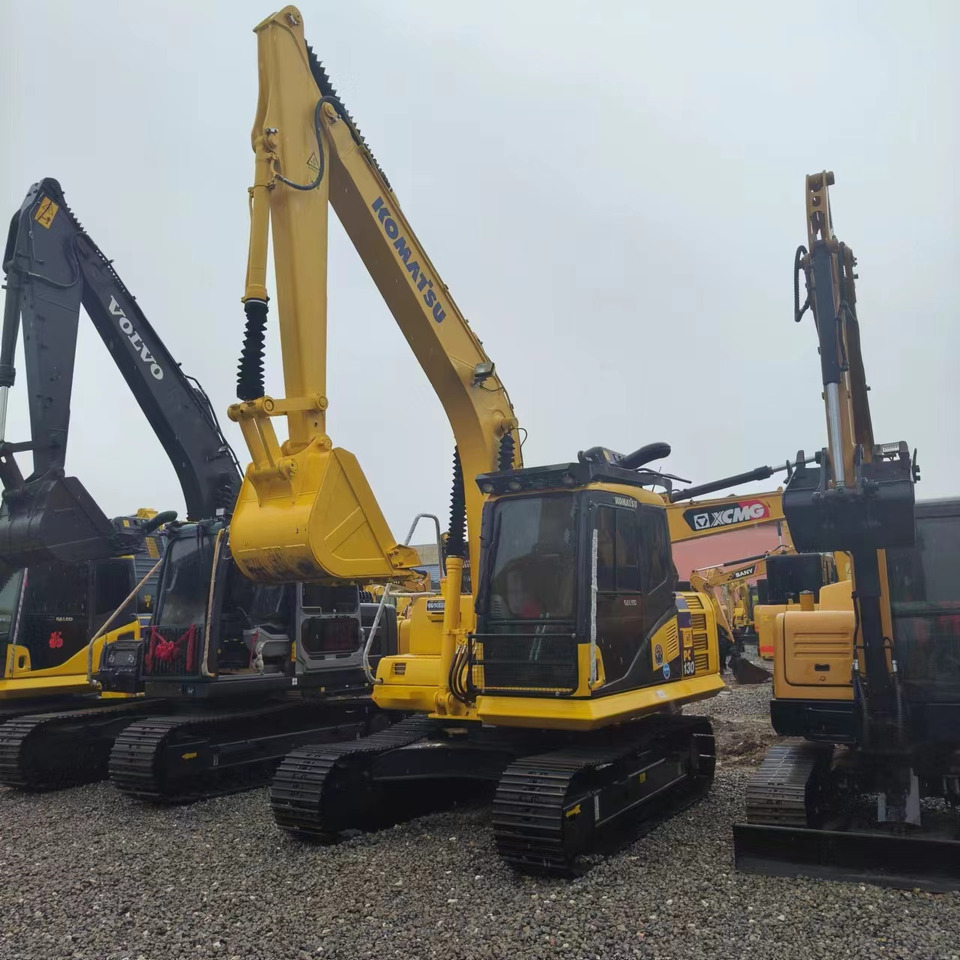 KOMATSU PC130-7 - Kettenbagger: das Bild 2 KOMATSU PC130-7 - Kettenbagger: das Bild 2