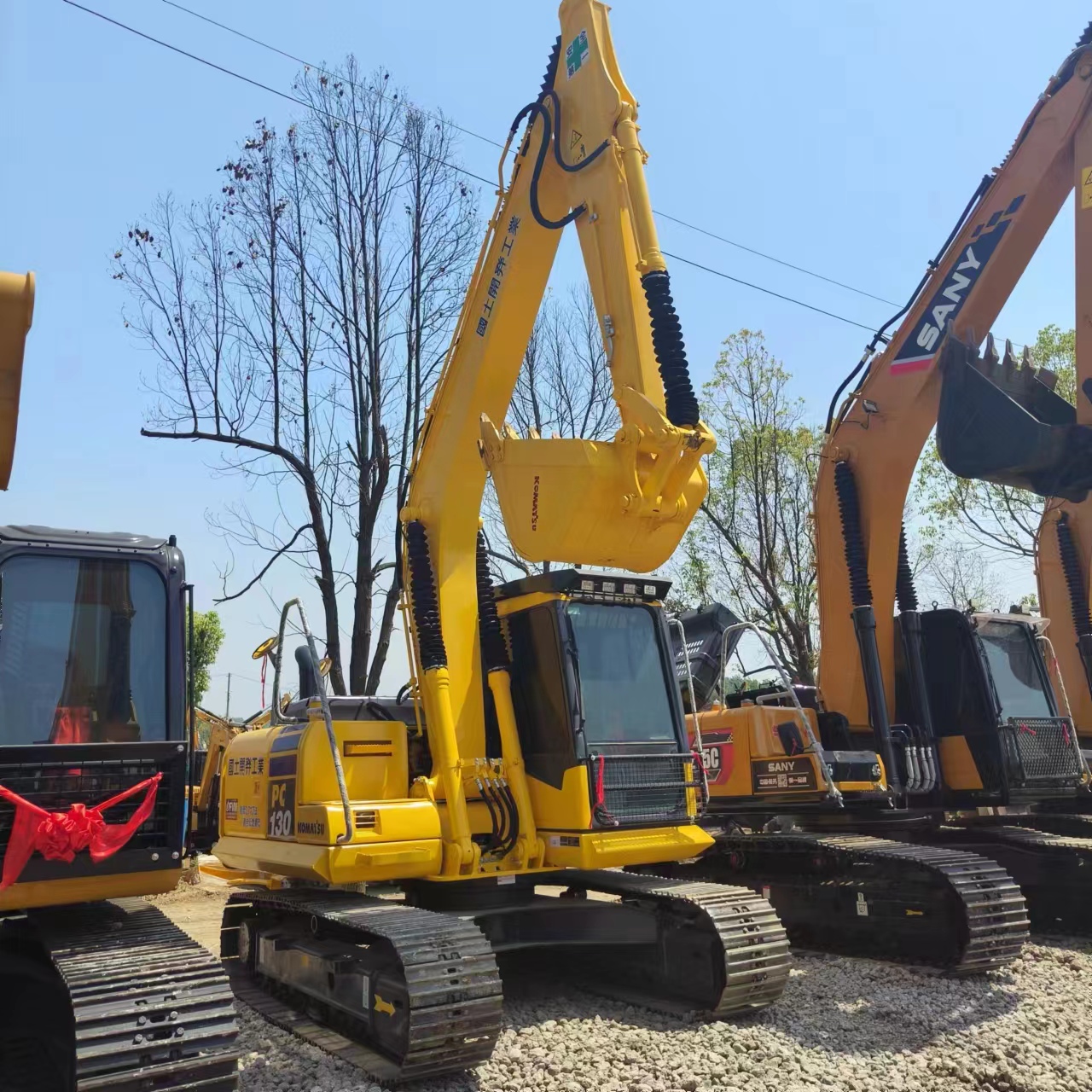 KOMATSU PC130 - Kettenbagger: das Bild 1 KOMATSU PC130 - Kettenbagger: das Bild 1