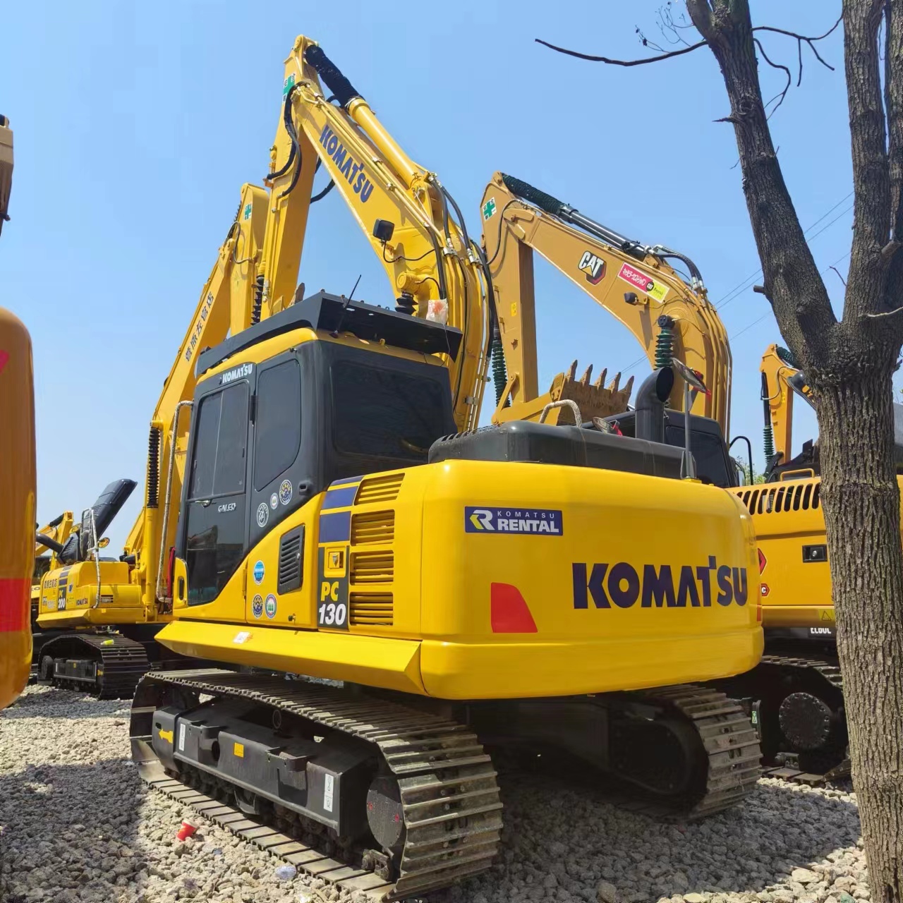 KOMATSU PC130 - Kettenbagger: das Bild 2 KOMATSU PC130 - Kettenbagger: das Bild 2
