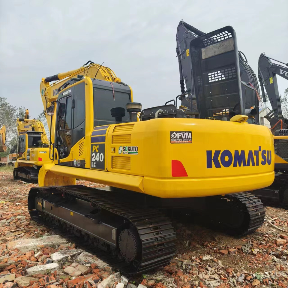 KOMATSU PC240LC - Kettenbagger: das Bild 2 KOMATSU PC240LC - Kettenbagger: das Bild 2