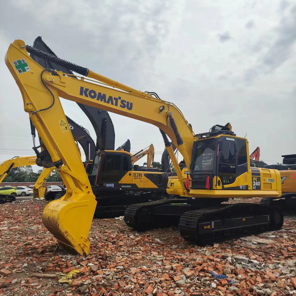 KOMATSU PC240LC - Kettenbagger: das Bild 5 KOMATSU PC240LC - Kettenbagger: das Bild 5