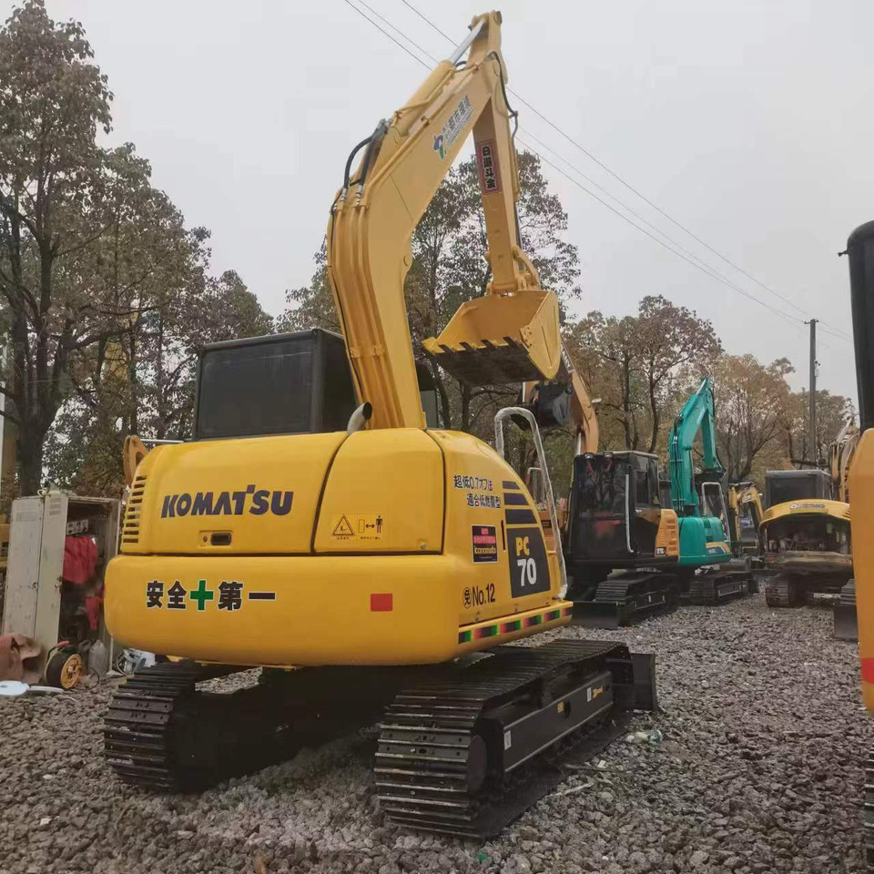 KOMATSU PC70 - Minibagger: das Bild 4 KOMATSU PC70 - Minibagger: das Bild 4