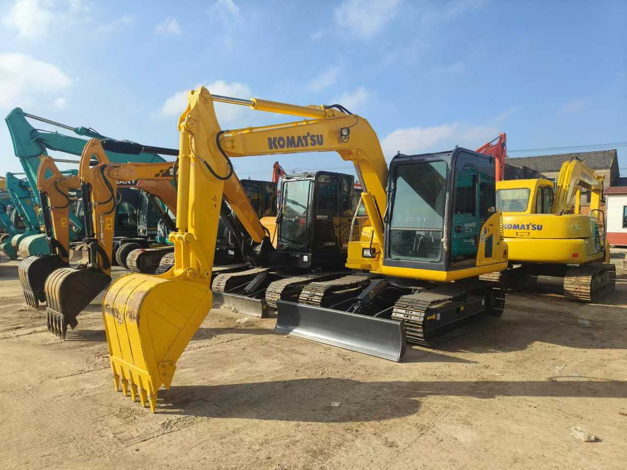KOMATSU pc210 - Kettenbagger: das Bild 2 KOMATSU pc210 - Kettenbagger: das Bild 2
