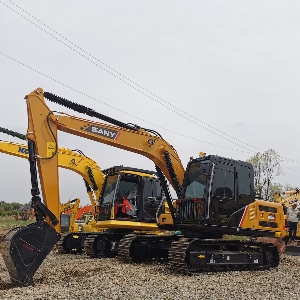 SANY SY135C - Kettenbagger: das Bild 2 SANY SY135C - Kettenbagger: das Bild 2