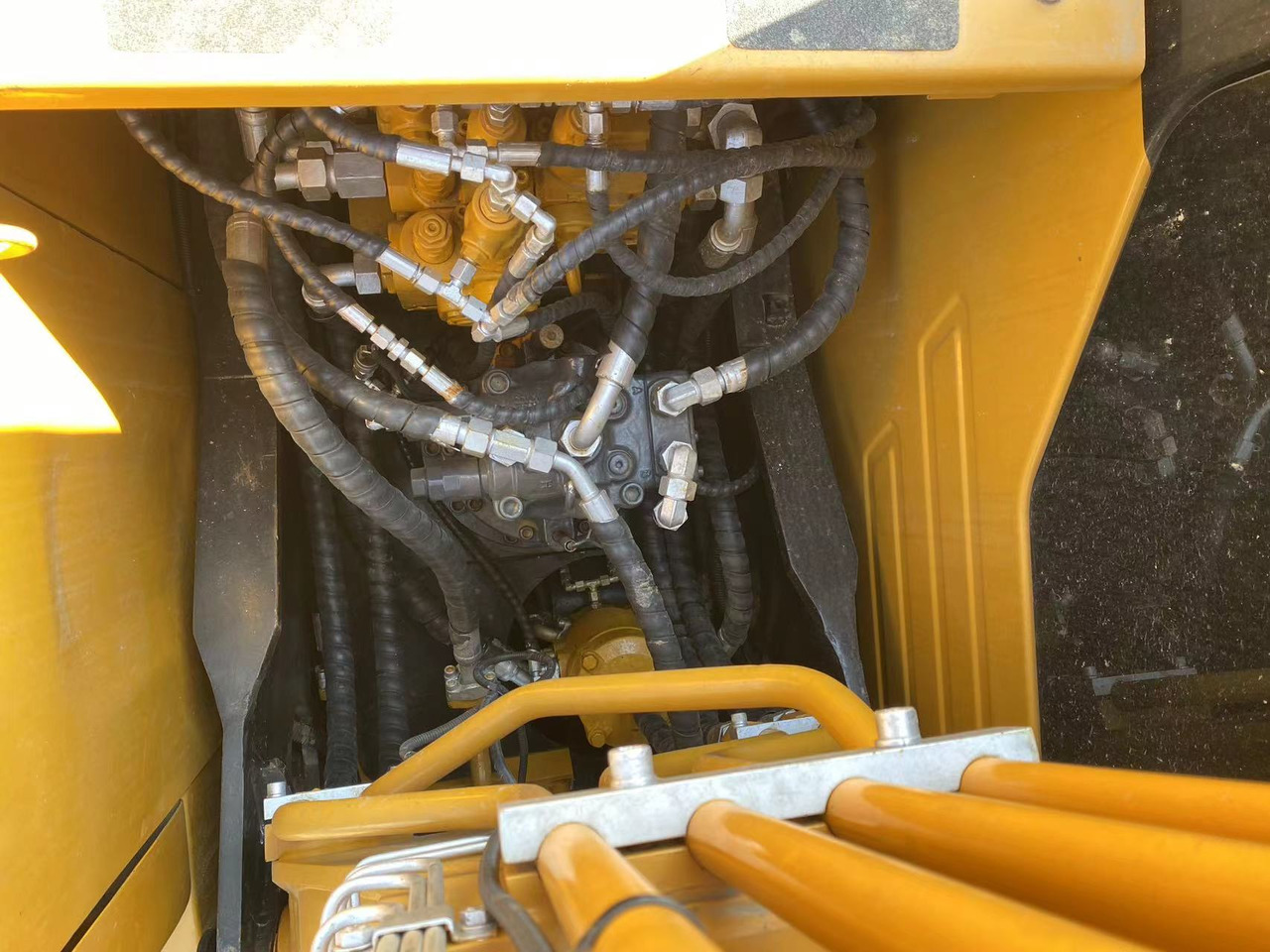 SANY SY155 - Kettenbagger: das Bild 5 SANY SY155 - Kettenbagger: das Bild 5