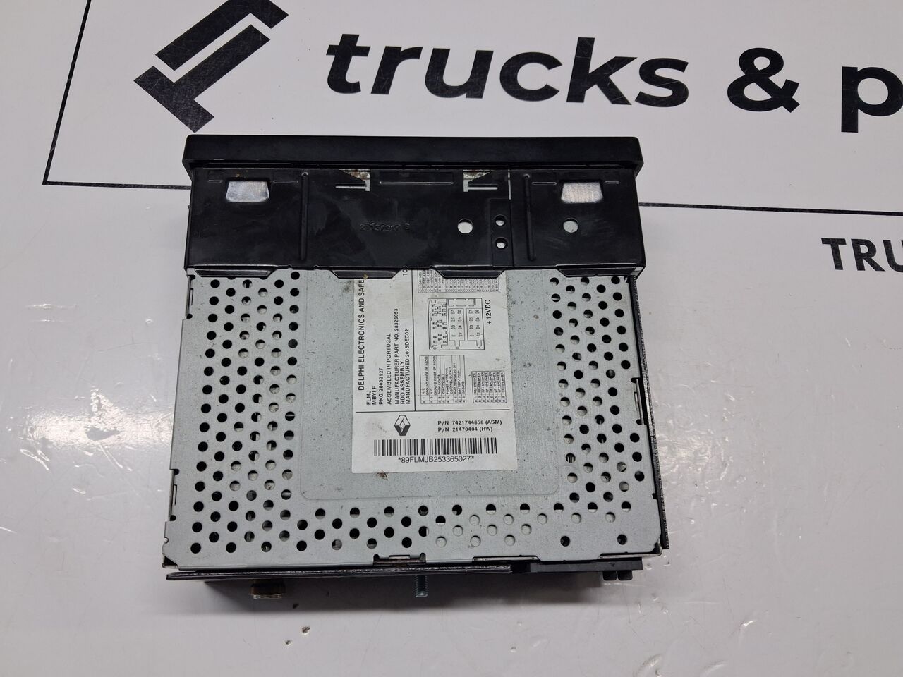 DELPHI RADIO DELPHI RADIOODTWARZACZ CD 12V RENAULT GAMA D ORYGINAŁ - Fahrerhaus und Interieur für LKW: das Bild 3 DELPHI RADIO DELPHI RADIOODTWARZACZ CD 12V RENAULT GAMA D ORYGINAŁ - Fahrerhaus und Interieur für LKW: das Bild 3