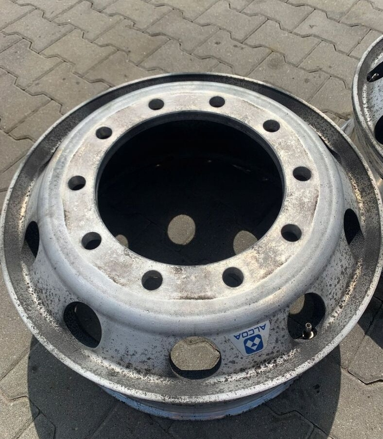 FELGA ALUMINOWA ALCOA 22,5X9.00 - Felge für LKW: das Bild 1 FELGA ALUMINOWA ALCOA 22,5X9.00 - Felge für LKW: das Bild 1