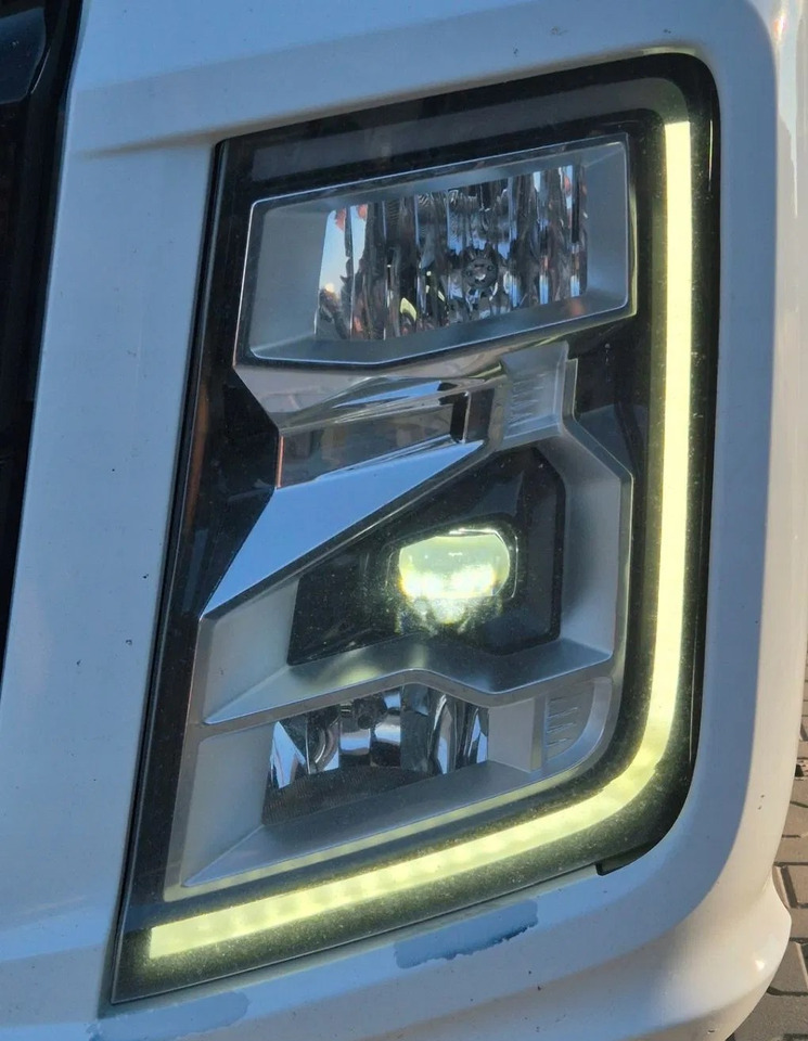 FORD REFLEKTOR LAMPA LEWA FORD F MAX LED XENON - Hauptscheinwerfer für LKW: das Bild 1 FORD REFLEKTOR LAMPA LEWA FORD F MAX LED XENON - Hauptscheinwerfer für LKW: das Bild 1