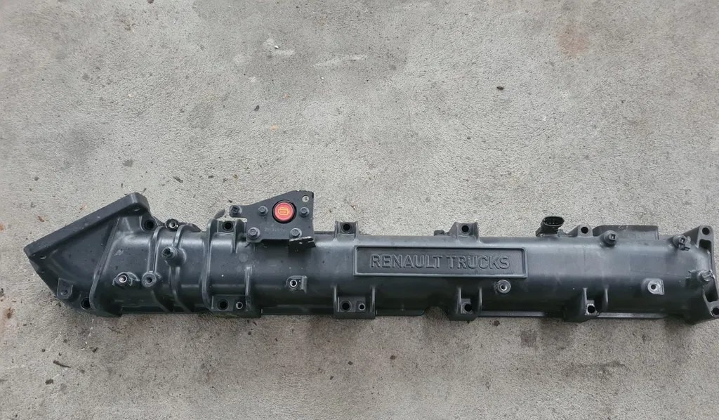 RENAULT GAMA T EVO TURBO COMPOUND I-SAVE 24237285 - Ansaugkrümmer: das Bild 1 RENAULT GAMA T EVO TURBO COMPOUND I-SAVE 24237285 - Ansaugkrümmer: das Bild 1