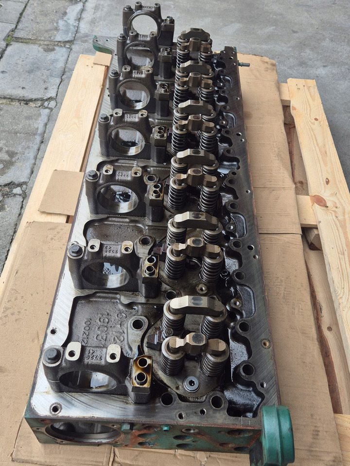 RENAULT SILNIKA D13K 23436289 - Zylinderkopf: das Bild 1 RENAULT SILNIKA D13K 23436289 - Zylinderkopf: das Bild 1