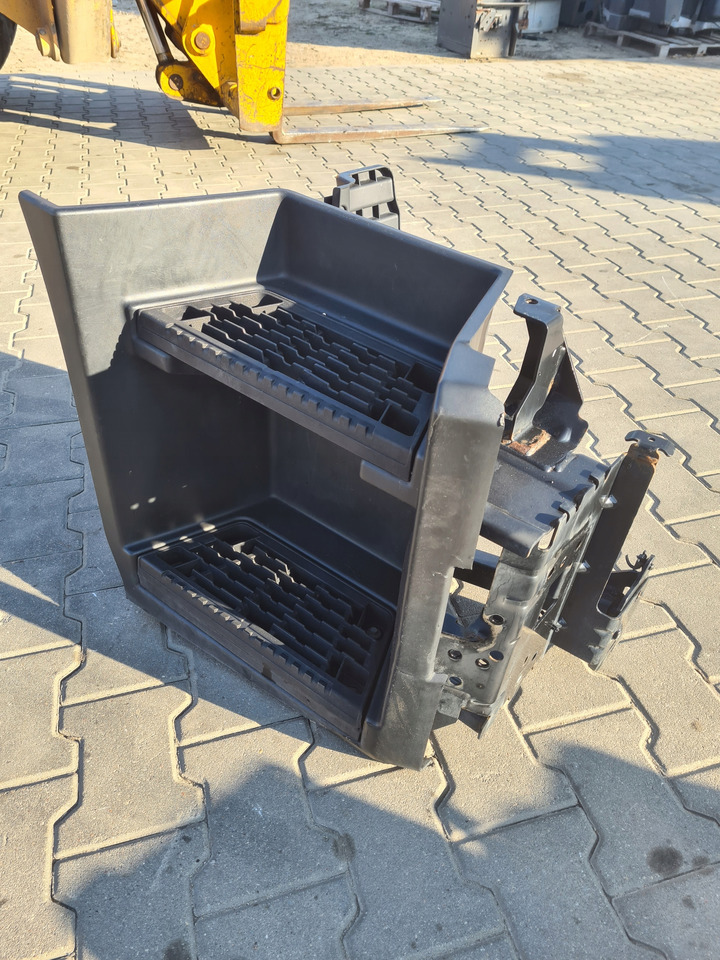 RENAULT STOPNICA KOMPLETNA PRAWA STELAŻ STOPNICY STOPNIA RENAULT GAMA T RANGE - Trittbrett für LKW: das Bild 3 RENAULT STOPNICA KOMPLETNA PRAWA STELAŻ STOPNICY STOPNIA RENAULT GAMA T RANGE - Trittbrett für LKW: das Bild 3