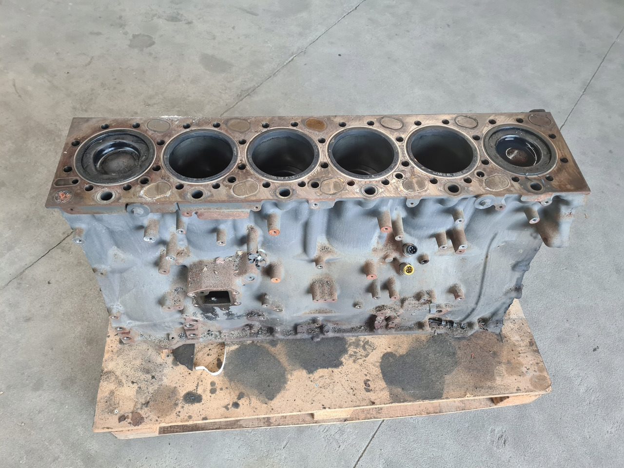 VOLVO BLOK SILNIKA SŁUPEK TŁOKI WAŁ VOLVO FH FM 4 RENAULT GAMA T DTI 13 K2 - Zylinderblock für LKW: das Bild 5 VOLVO BLOK SILNIKA SŁUPEK TŁOKI WAŁ VOLVO FH FM 4 RENAULT GAMA T DTI 13 K2 - Zylinderblock für LKW: das Bild 5