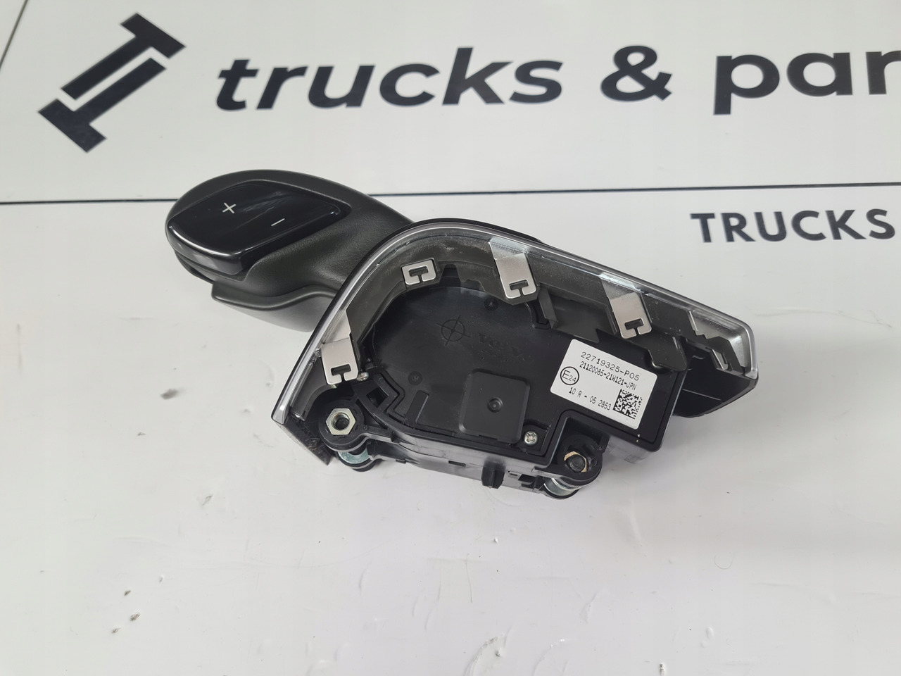 VOLVO JOYSTICK ZMIANY BIEGÓW LEWAREK VOLVO FH 5 FM 5 EURO 6 ORYGINAŁ 22719325 - Schalthebel für LKW: das Bild 3 VOLVO JOYSTICK ZMIANY BIEGÓW LEWAREK VOLVO FH 5 FM 5 EURO 6 ORYGINAŁ 22719325 - Schalthebel für LKW: das Bild 3