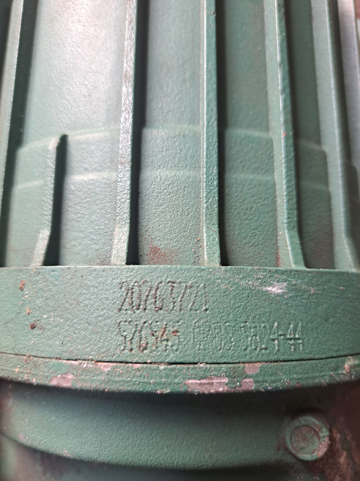 VOLVO OBUDOWA SEPARATOR OLEJU ODMY WIRÓWKA VOLVO FM 9 - Ölfilter für LKW: das Bild 3 VOLVO OBUDOWA SEPARATOR OLEJU ODMY WIRÓWKA VOLVO FM 9 - Ölfilter für LKW: das Bild 3