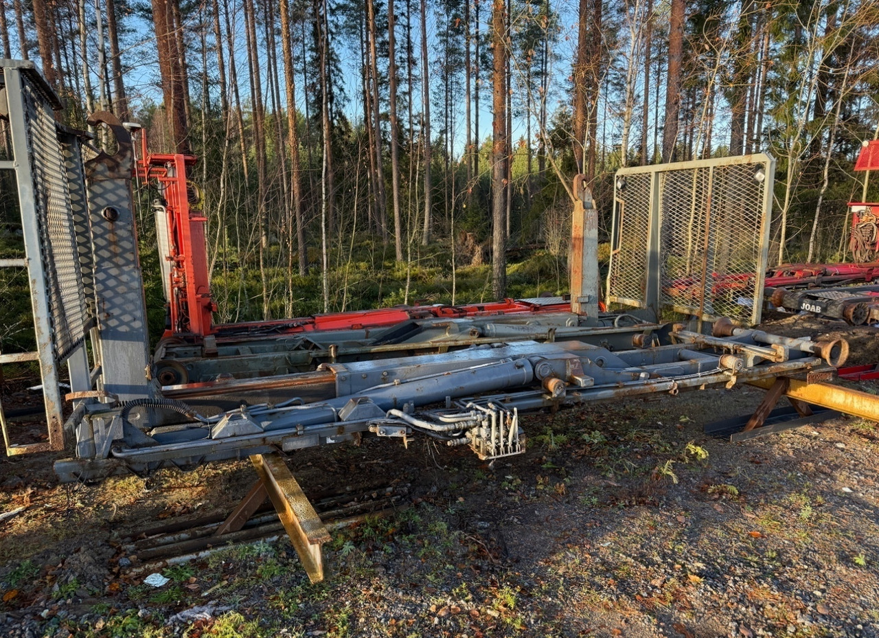 Koukkulaitteet ja vaijerilaitteet - Abrollkipper: das Bild 4 Koukkulaitteet ja vaijerilaitteet - Abrollkipper: das Bild 4