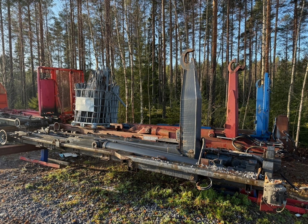 Koukkulaitteet ja vaijerilaitteet - Abrollkipper: das Bild 1 Koukkulaitteet ja vaijerilaitteet - Abrollkipper: das Bild 1