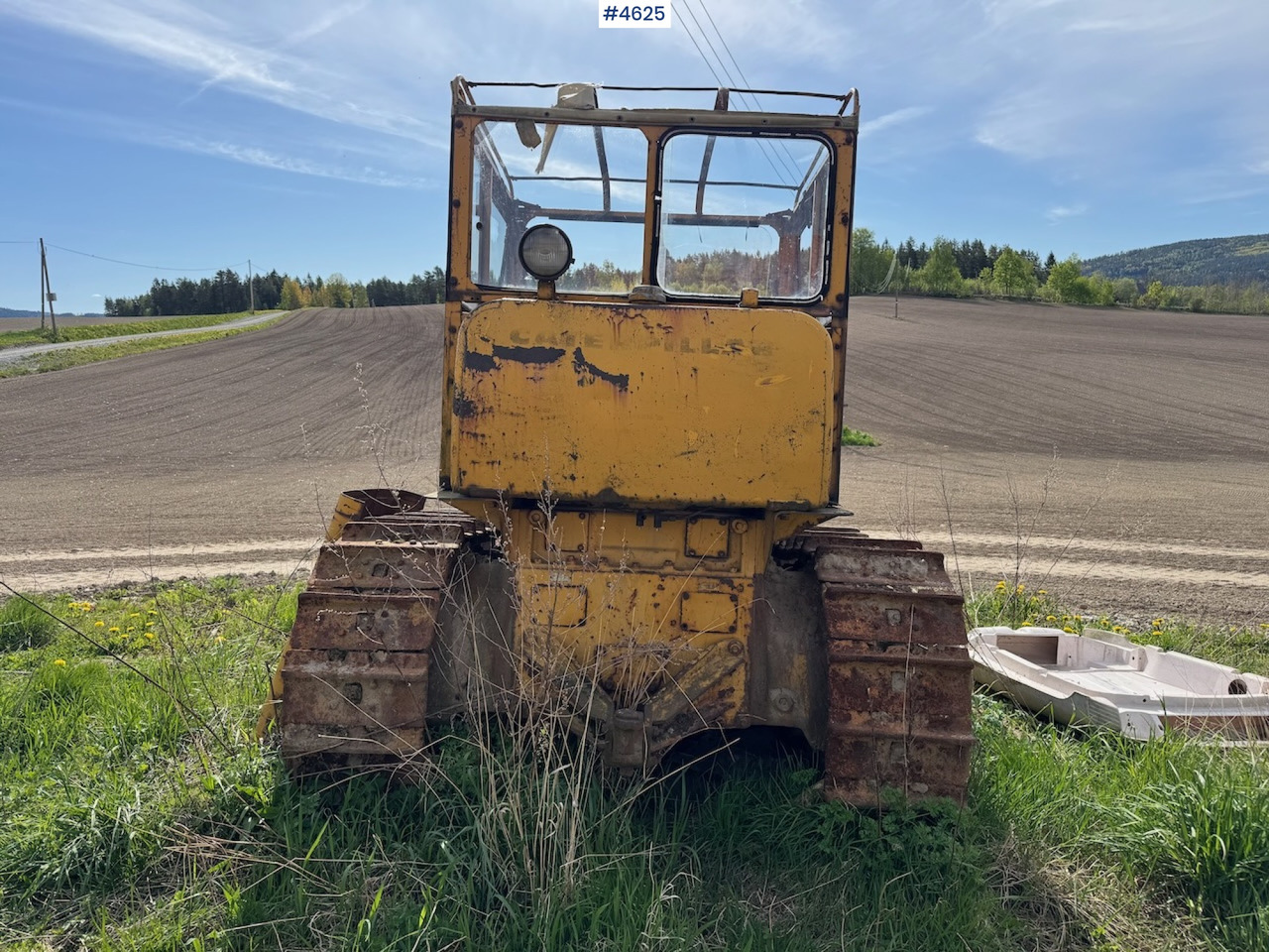 1967 CAT D4C - Bulldozer: das Bild 3 1967 CAT D4C - Bulldozer: das Bild 3