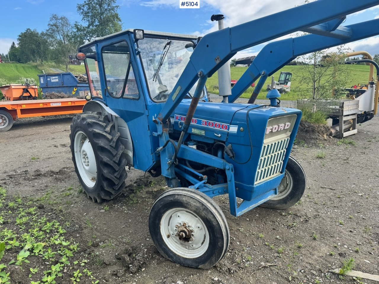 Traktor 1972 Ford 3000 4x2 w/ Front loader: das Bild 1